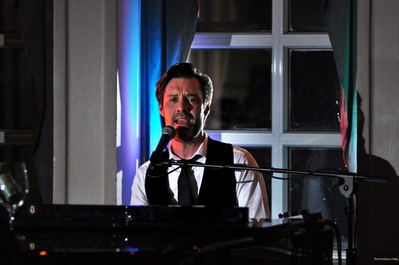 Фото The Fort Garry Hotel