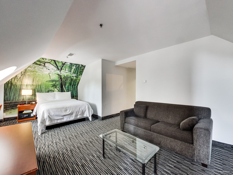 Фото Isabella Hotel and Suites