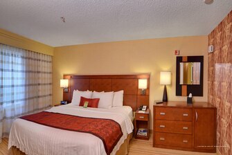 Фото Courtyard by Marriott Eugene Springfield