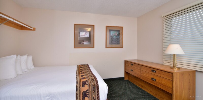 Фото Arrowwood Resort at Cedar Shore