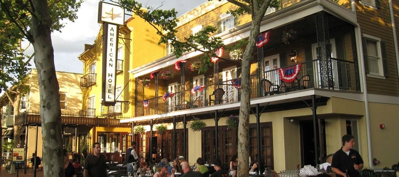 Фото American Hotel