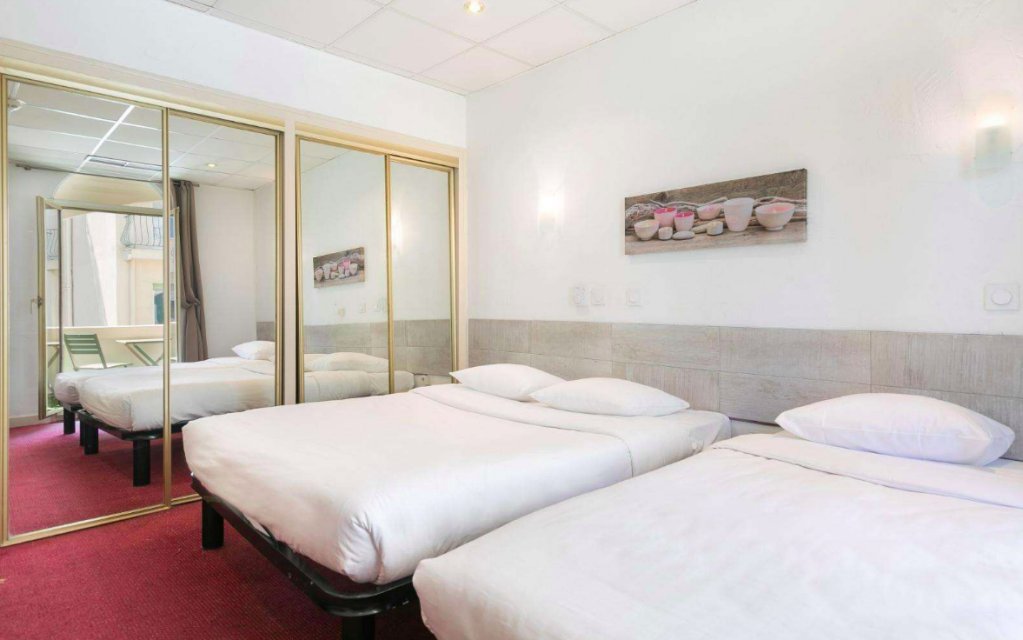 Фото Hôtel Locarno Nice