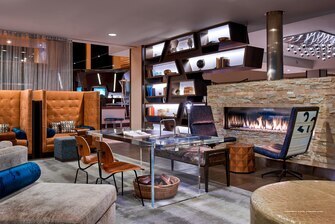 Фото Renaissance Denver Central Park Hotel