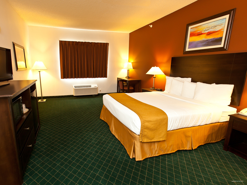 Фото Landmark Inn Fort Irwin