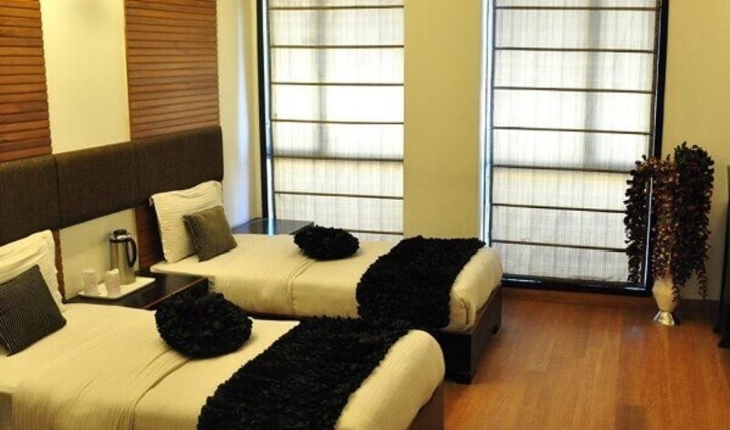 Фото Hotel Haris MG Road Gurugram