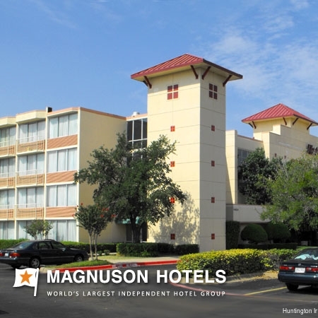 Фото Huntington Inn