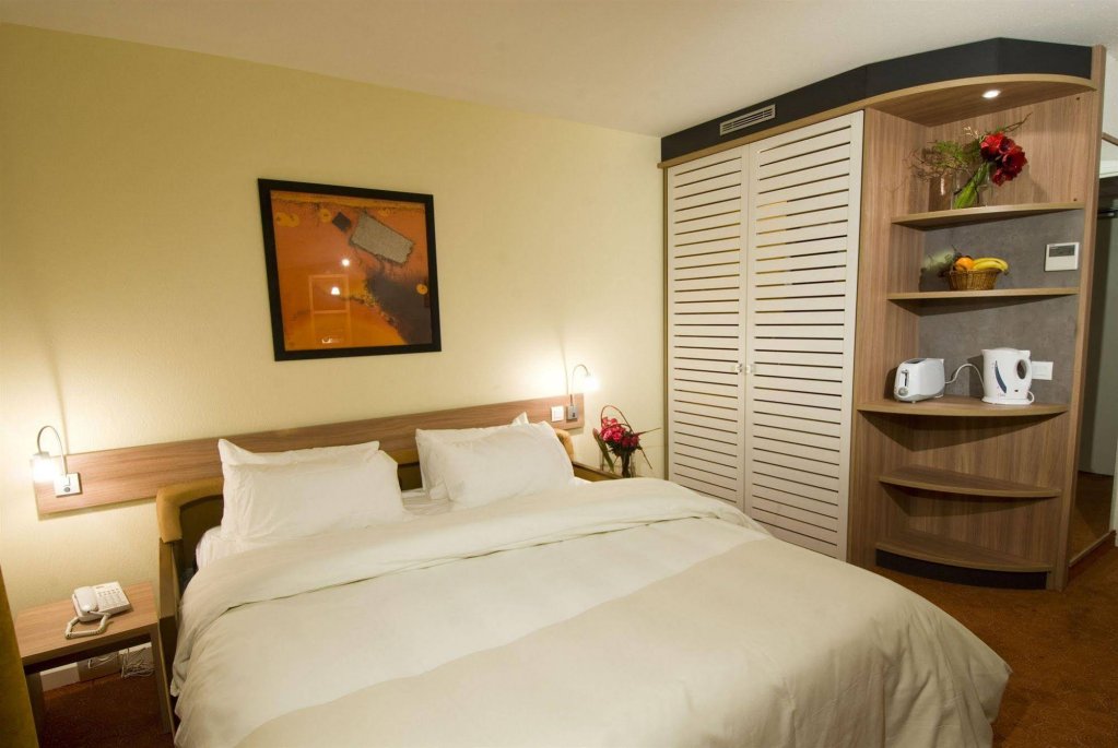 Фото Canal Suites - Paris La Villette