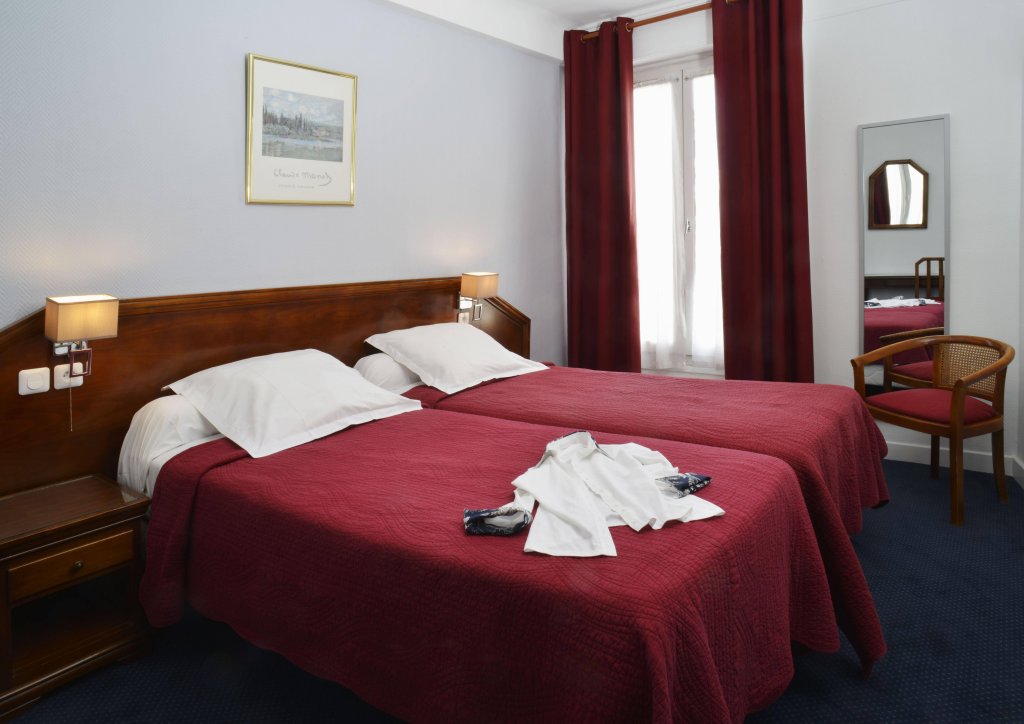 Фото Hotel Ambassadeur