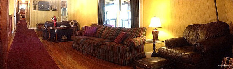 Фото Plantation Oaks Inn