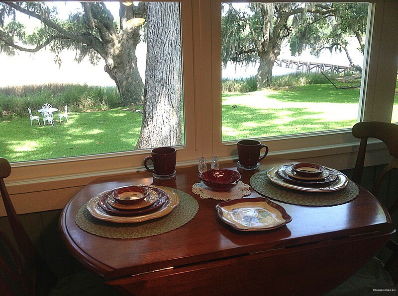 Фото Plantation Oaks Inn