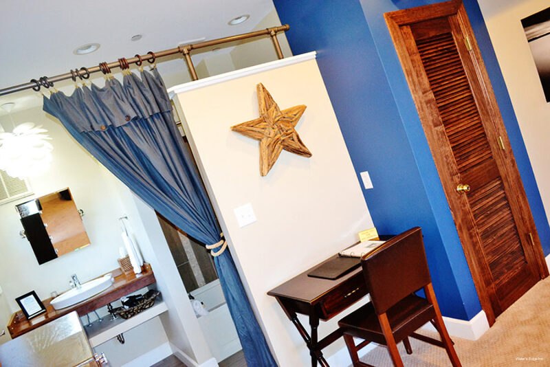 Фото Water's Edge Inn - Adults Only