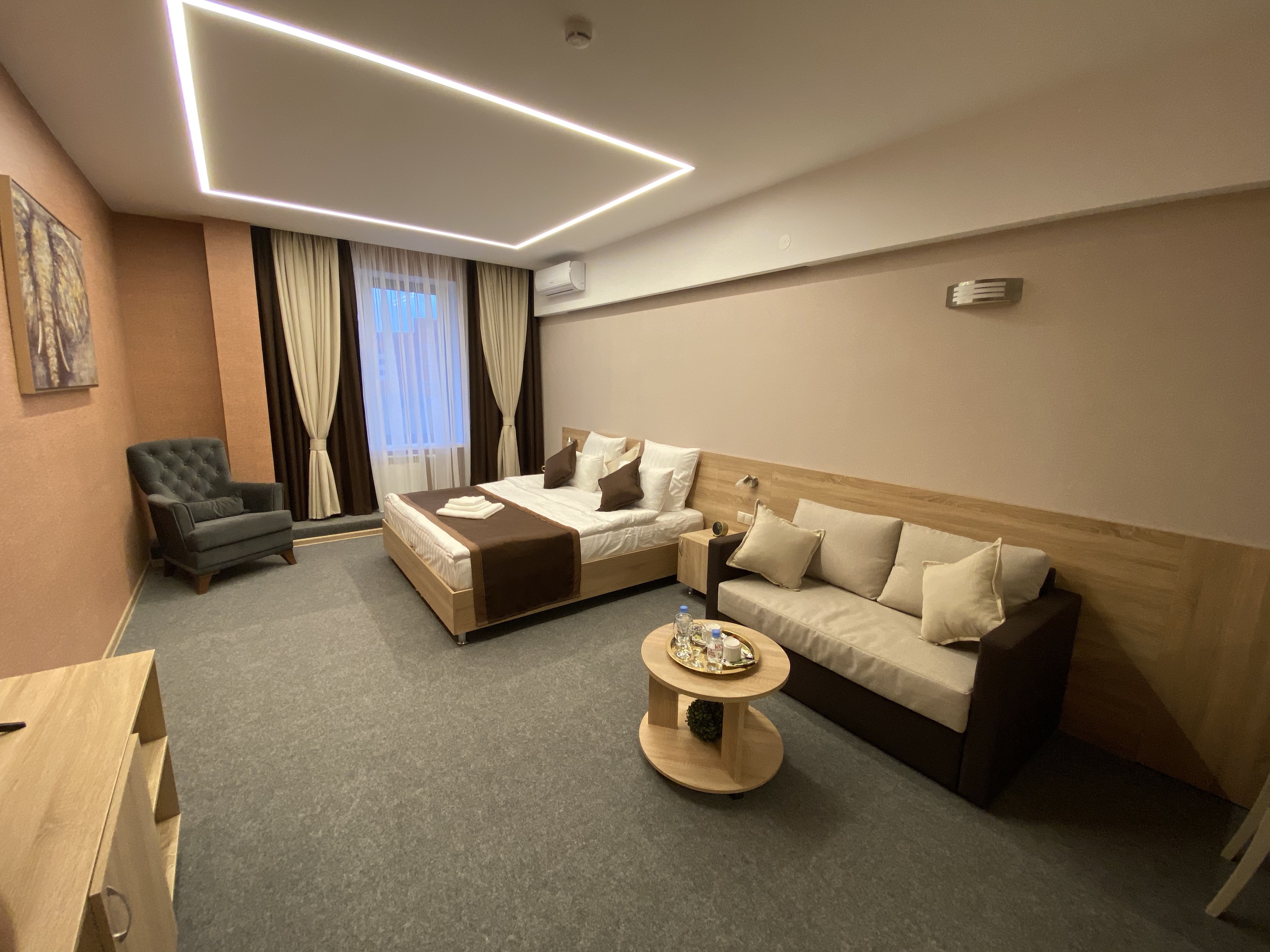 Фото Лакшми