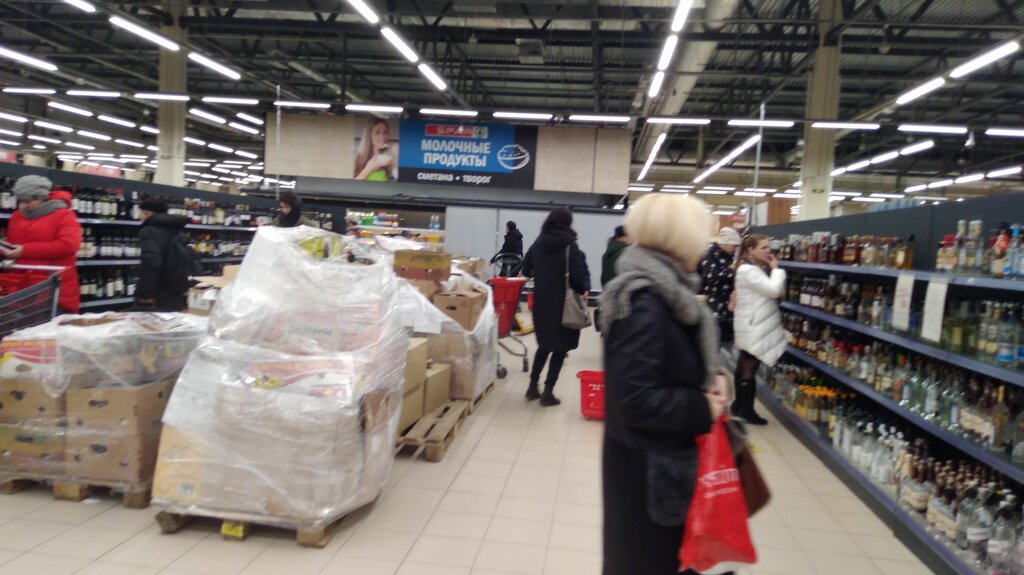 Food hypermarket Spar gipermarket, Saint Petersburg, photo