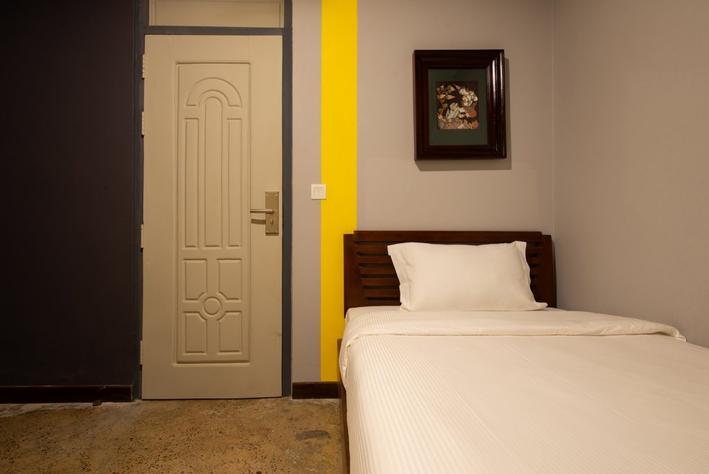 Фото The Twizt Lifestyle Hostel