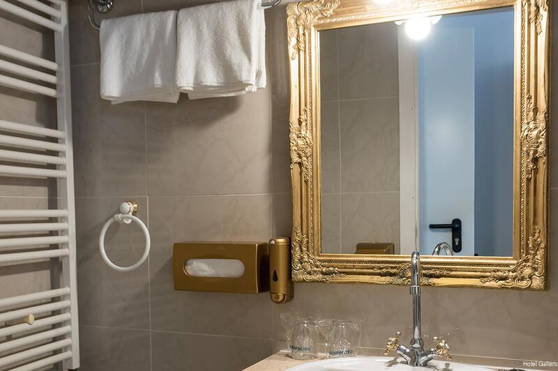 Фото Hotel Galleria