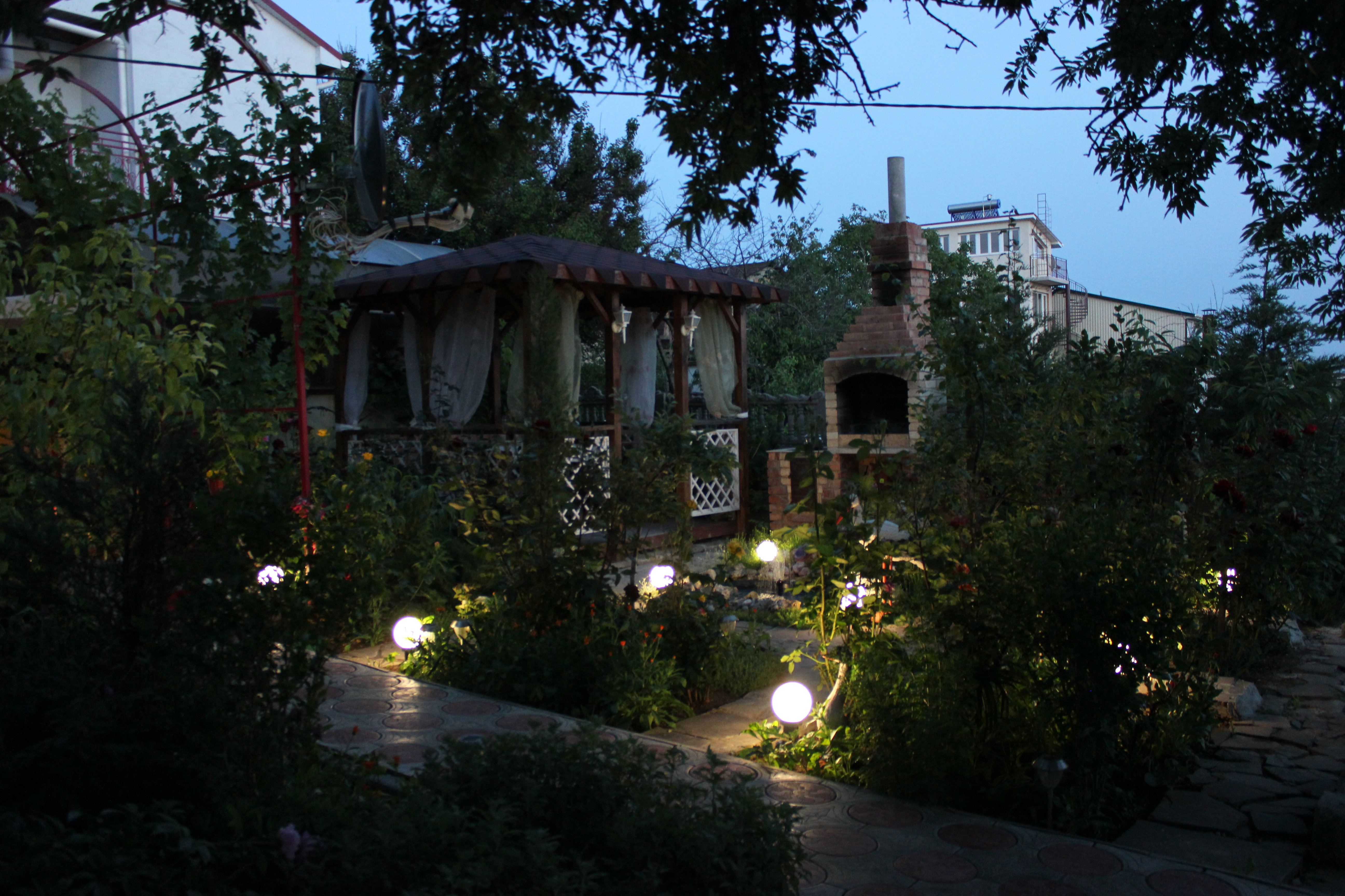 Фото отеля 2