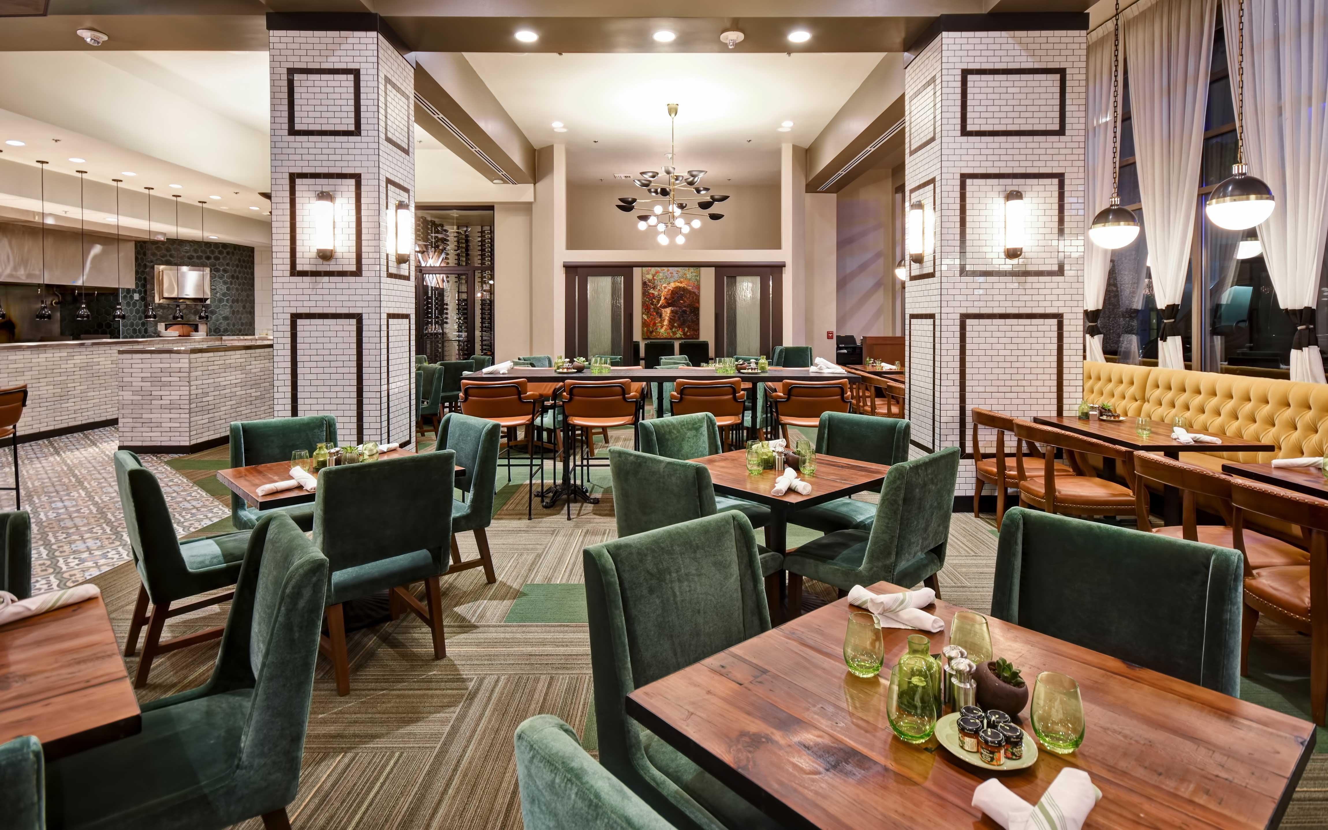 Фото The Grove Hotel