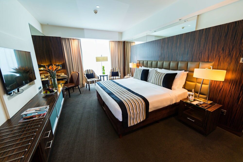 Bonnington Jumeirah Lakes Towers Дубай