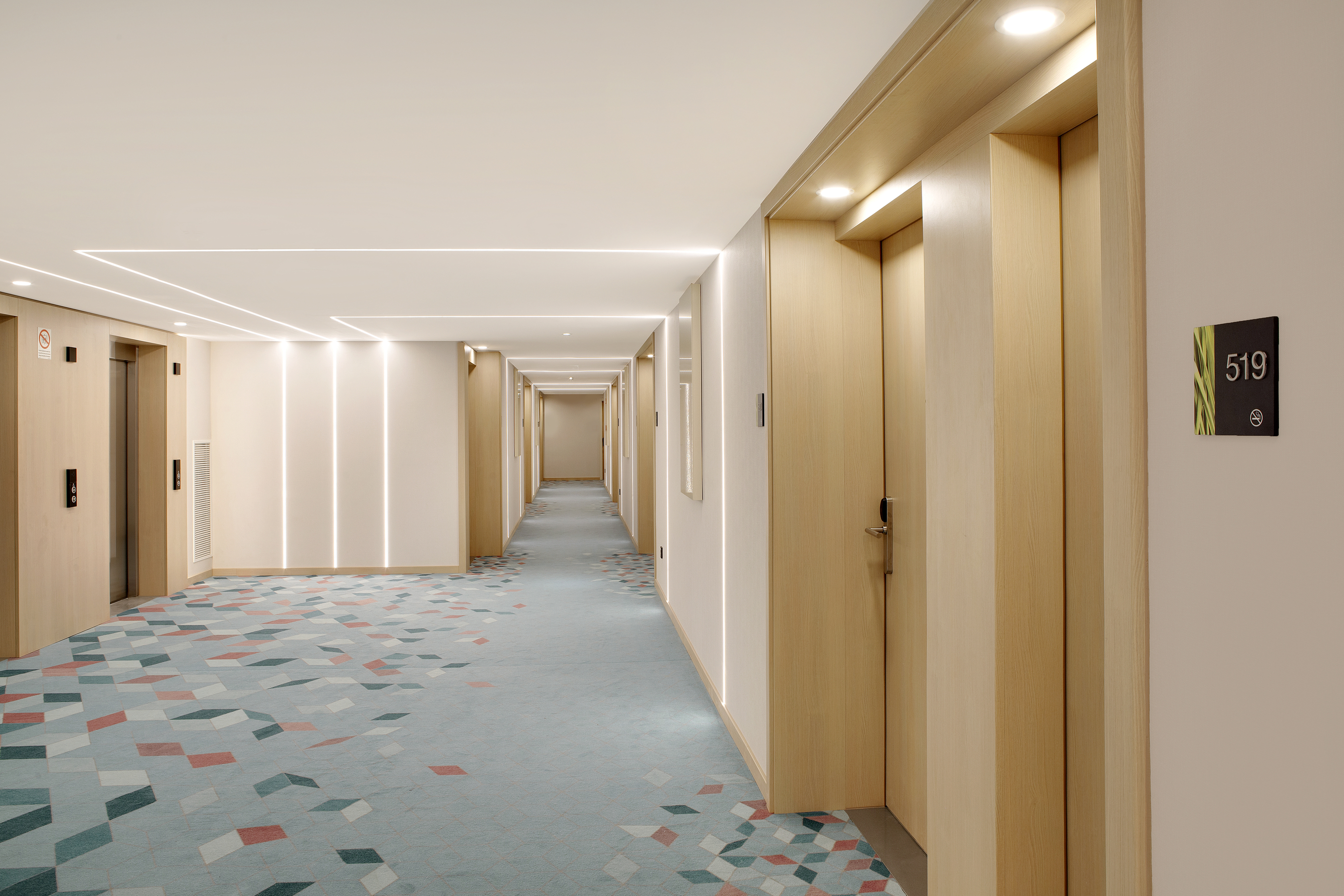 Фото Hilton Garden Inn Budapest City Centre