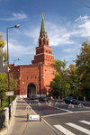 Borovitskaya Tower (Kremlyovskaya Embankment, 1с3), landmark, attraction