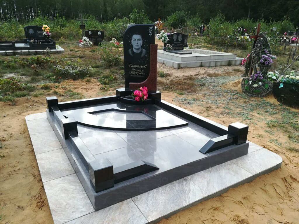 Production of tombstones Izgotovlenie. oformlenie i ustanovka pamyatnikov, Lida, photo
