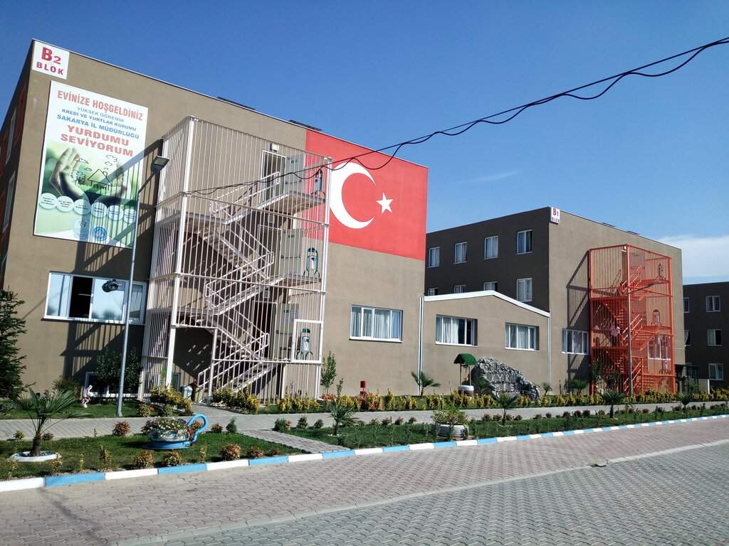 Yurtlar Muhammet Fatih Safitürk Öğrenci Yurdu, Arifiye, foto