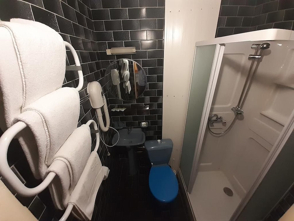 Фото Maxrooms Волга Рыбинск Hollywood