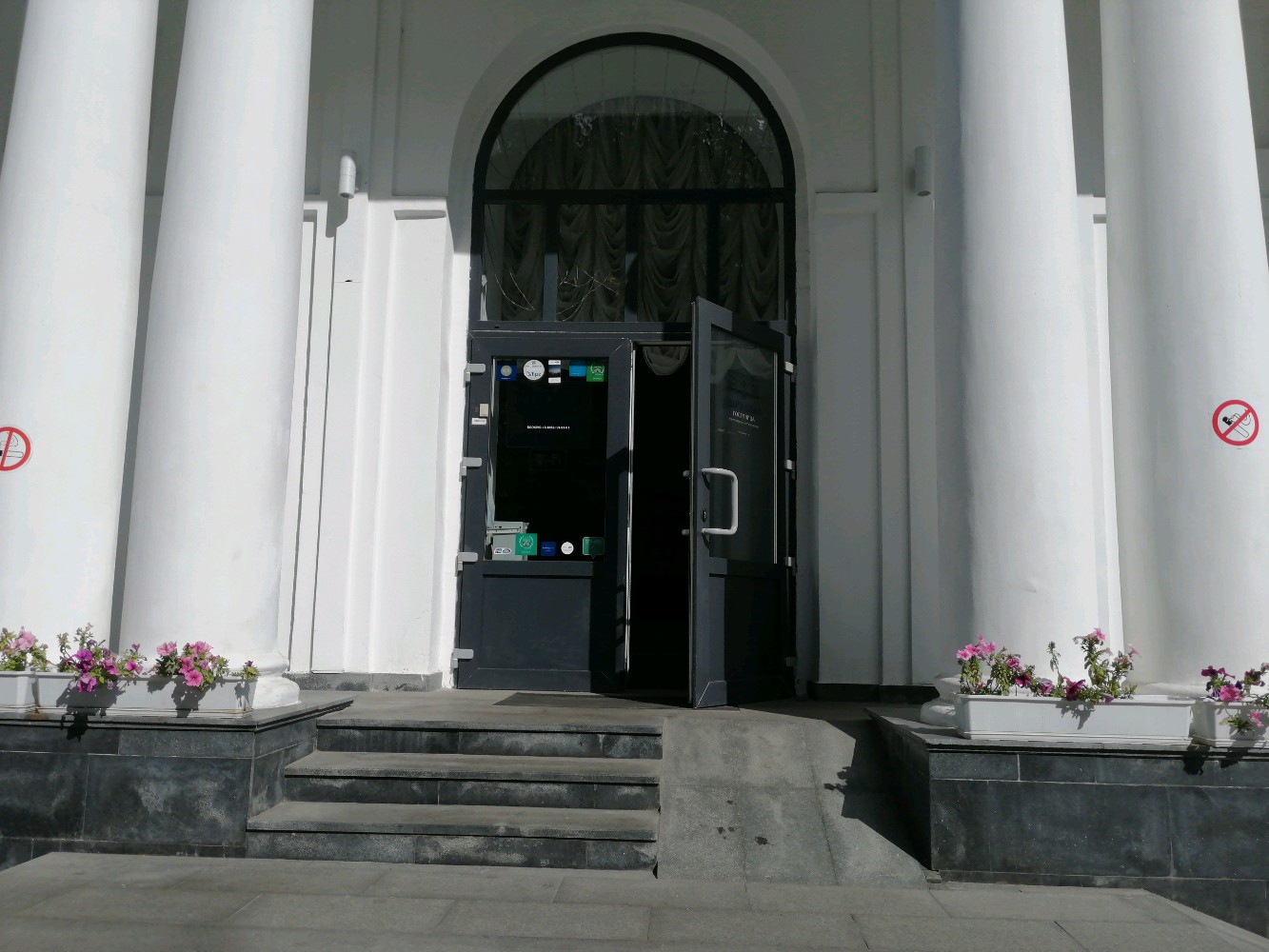 Фото Парадная