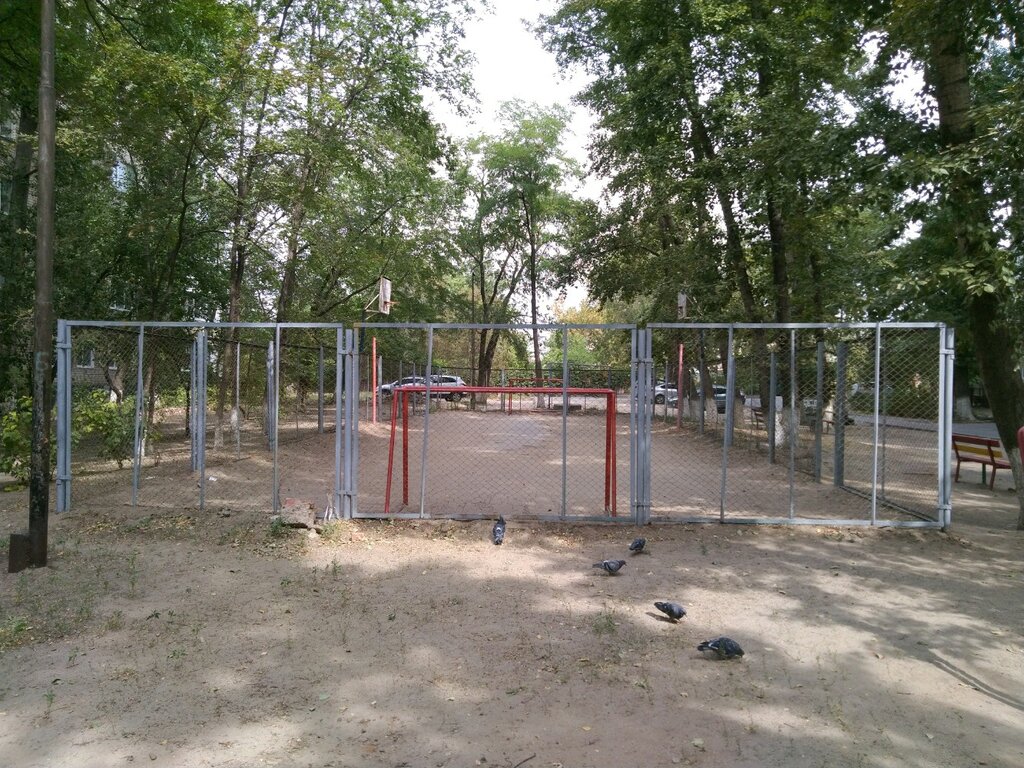 Спортивная площадка