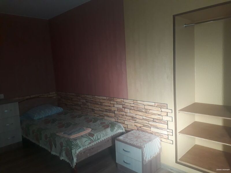 Фото Домик с верандой