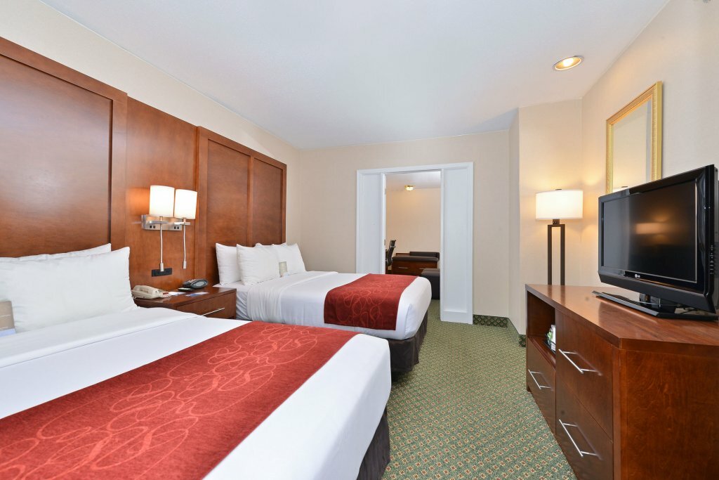 Comfort Suites Chicago Oakbrook Terrace Gostinica Ssha Oukbruk