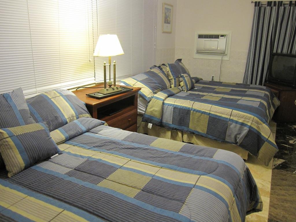 Фото Hollywood Beach Seagull