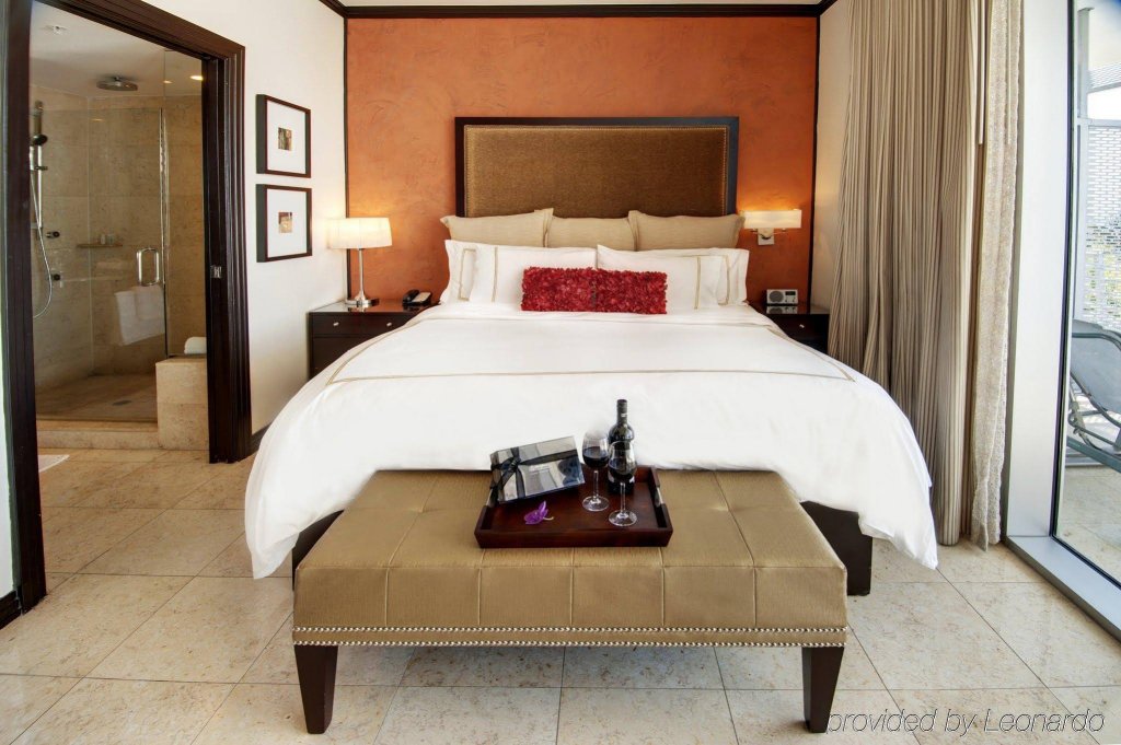 Фото Crowne Plaza South Beach - Z Ocean Hotel