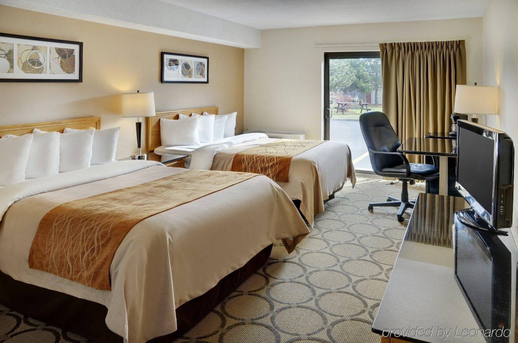 Фото Comfort Inn Sault Ste. Marie