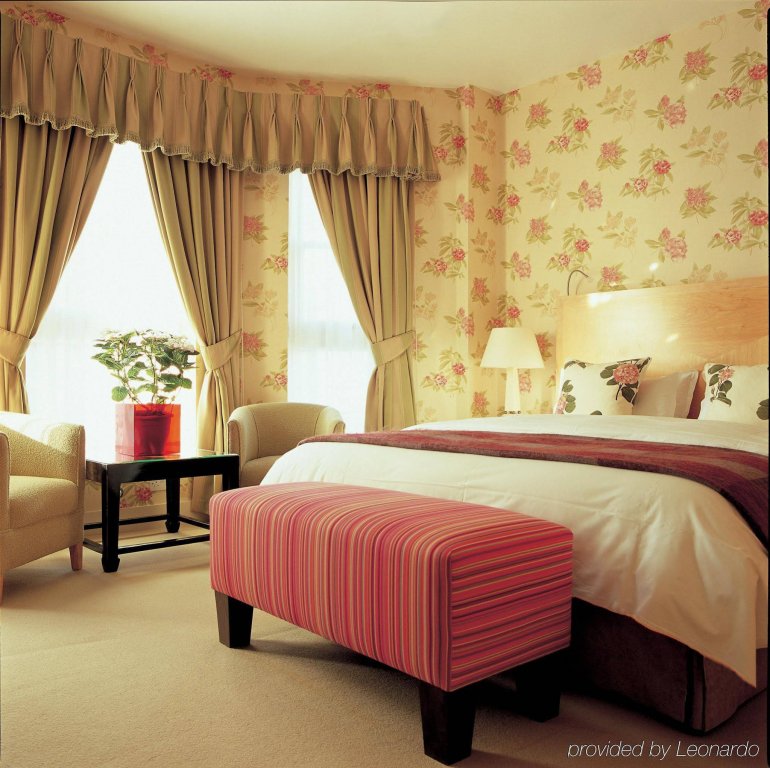 Фото The Mandeville Hotel