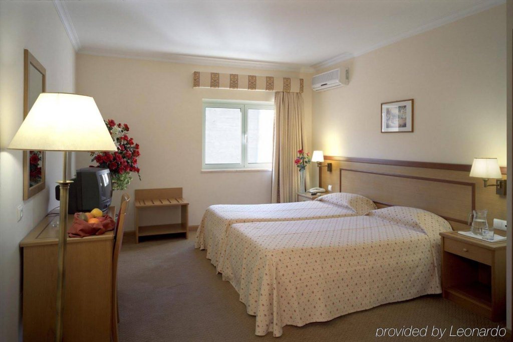 Фото Santa Eufémia Covilhã Hotel