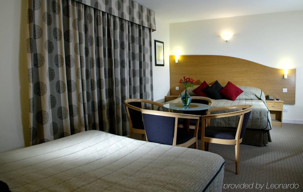 Фото Duke of Leinster Hotel