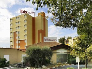 Гостиница Hôtel ibis Beziers Est Mediterranee
