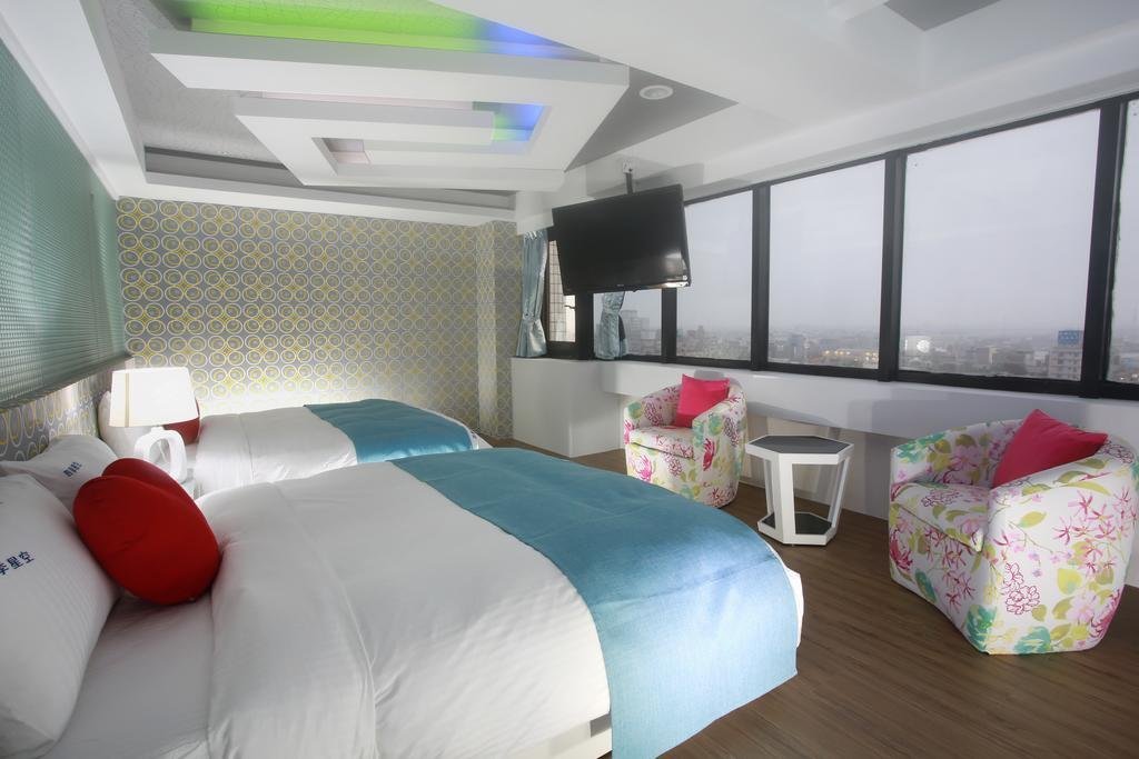 Фото Season Skyline