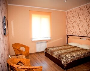 Okolitsa (posyolok Plodopitomnik, Zmeinogorskiy trakt, 91Б/540) ، فندق
