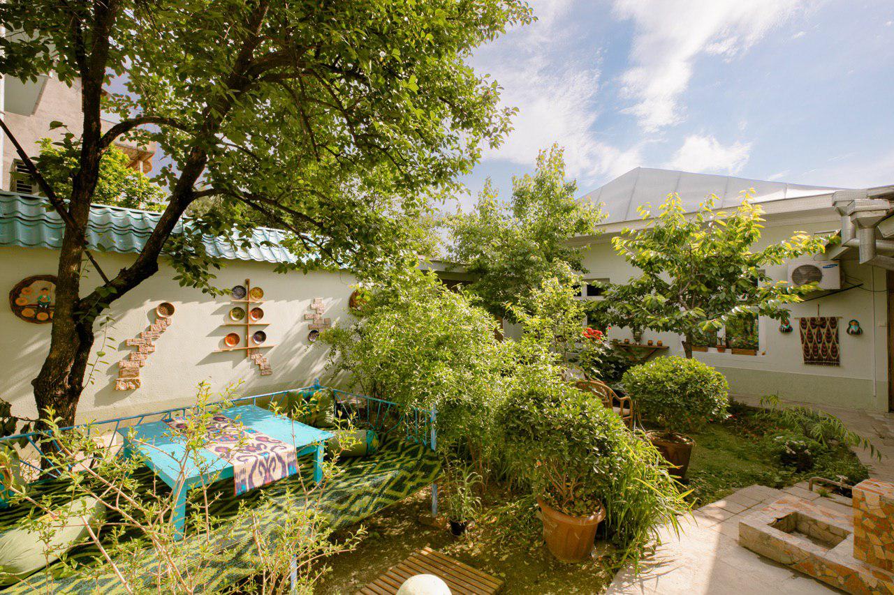 Фото отеля 2