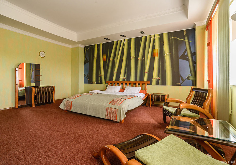 Фото Отель 6-12-24