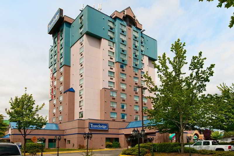 Фото Travelodge by Wyndham Vancouver Airport