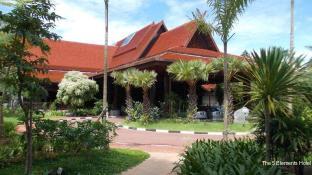 Фото The 5 Elements Hotel