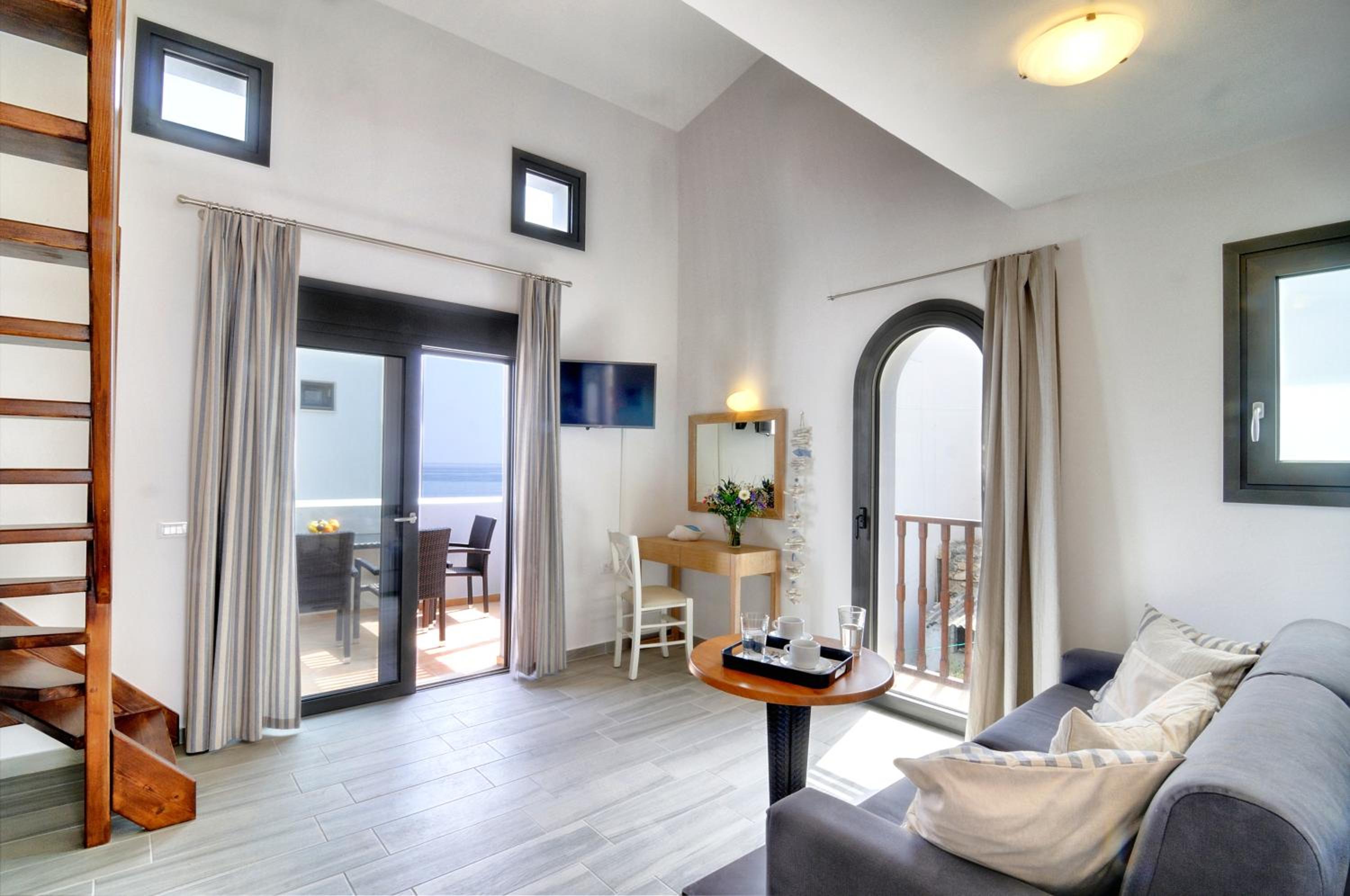 Фото Myrtos Mare Suites