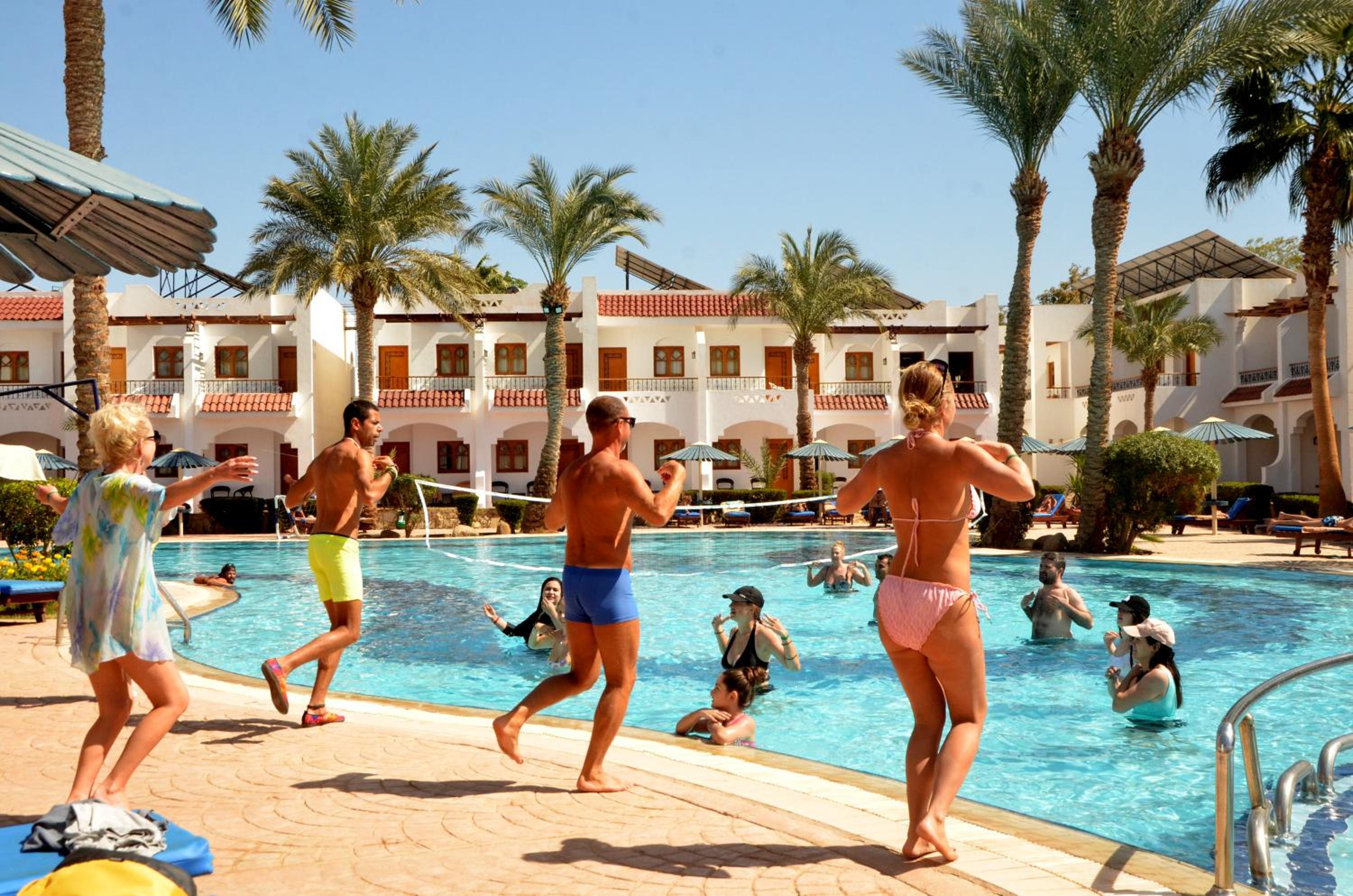 Фото Dive Inn Resort