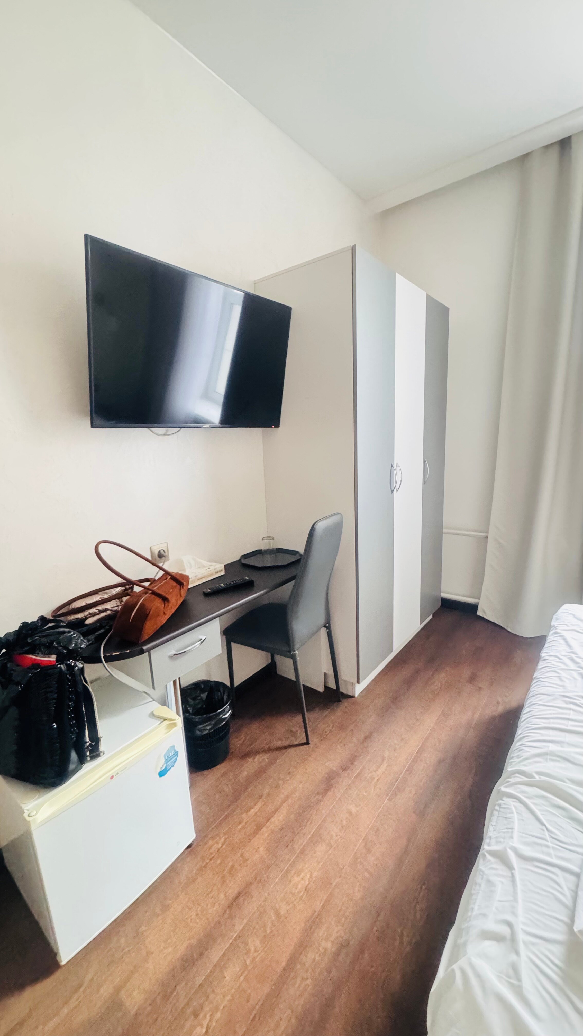 Фото У Эрмитажа