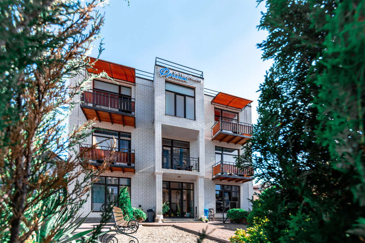 Фото отеля 1