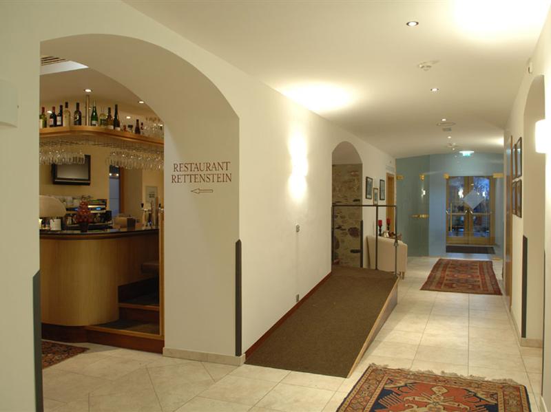 Фото Hotel Braeuwirt