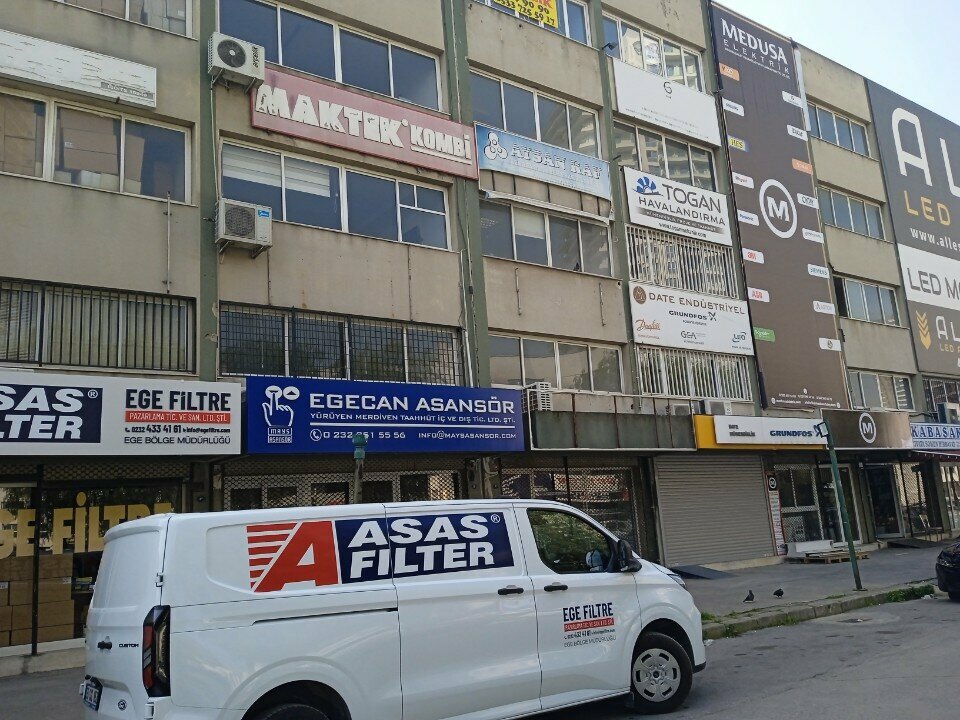 Shelving Aysan Raf, Izmir, photo